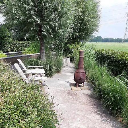 Luxe Gastenverblijf In Het Hart Van Friesland Akkrum Exterior photo