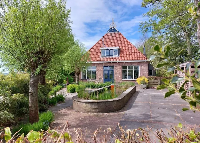 Luxe Gastenverblijf In Het Hart Van Friesland